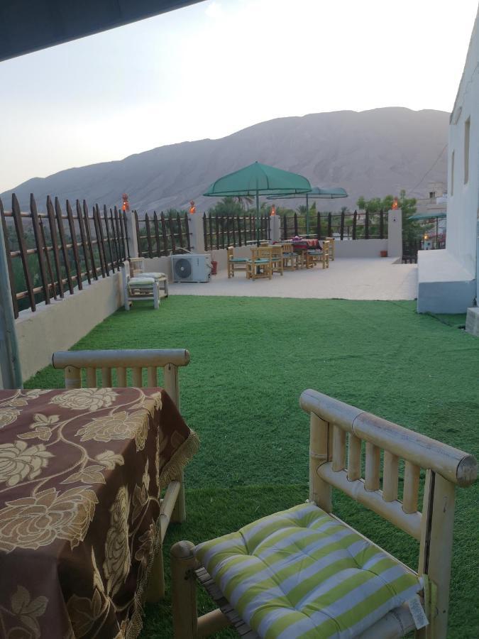 Wadi Bani Khalid Isterahat * Buwayrid